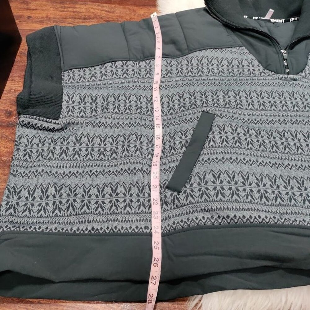 NWT Free People Womens L Movement Heritage Oversized Pullover Poncho Black/Grey - Picture 7 of 10